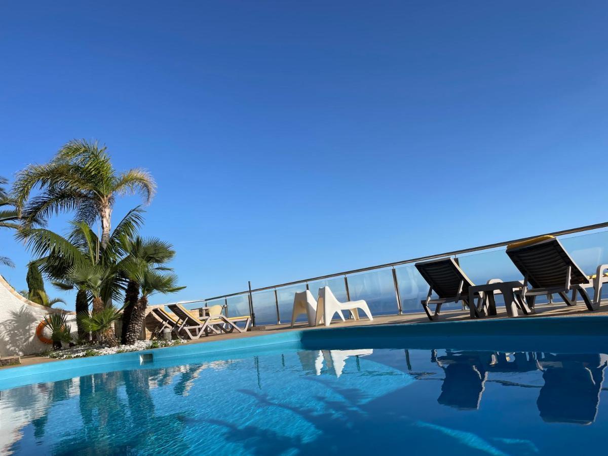 Villa Isabela - Car Rental For Free 카니코 외부 사진